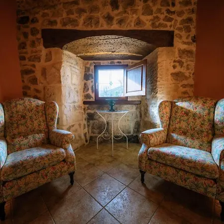 Hotel-posada Fuentes Carrionas Hotell 3*