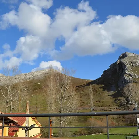 Hotel-posada Fuentes Carrionas Szálloda 3*