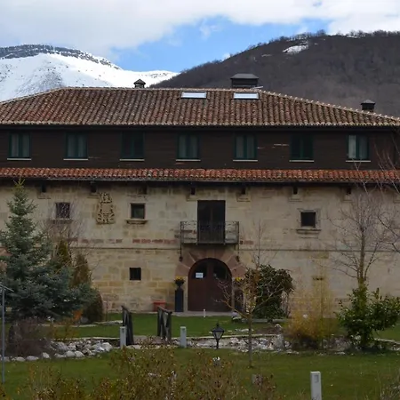Hotel-posada Fuentes Carrionas Hotell 3*