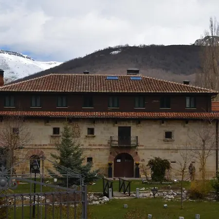 Hotel-posada Fuentes Carrionas Hotel 3*