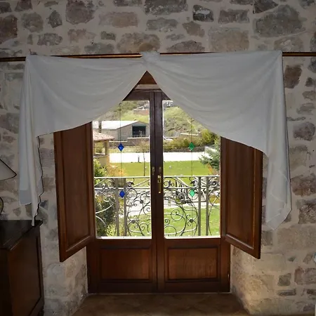 Hotel Hotel-posada Fuentes Carrionas Camasobres