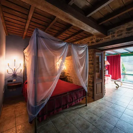 Hotel-posada Fuentes Carrionas فندق 3*