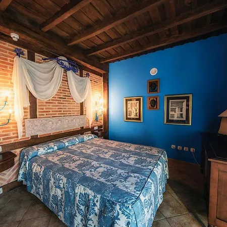 Hotel-posada Fuentes Carrionas فندق