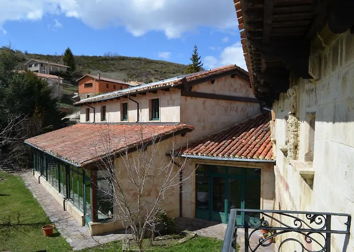 Hotel-posada Fuentes Carrionas Camasobres