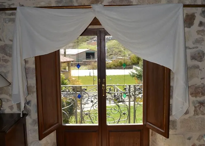 Hotel Hotel-posada Fuentes Carrionas Camasobres